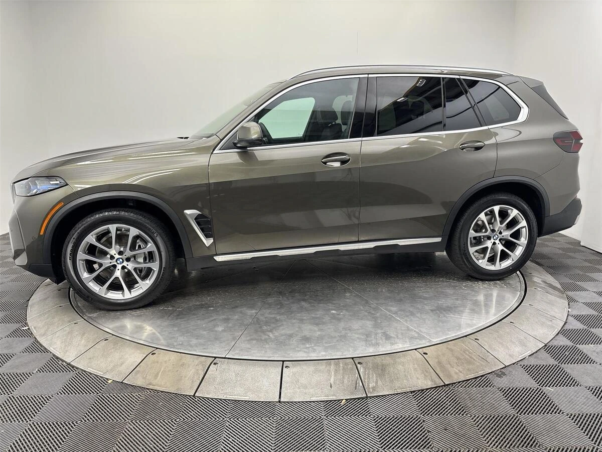 2026 BMW X5 40i - Photo 16