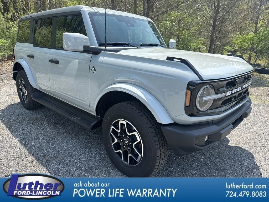 2026 Ford Bronco Outer Banks 4x4's photo