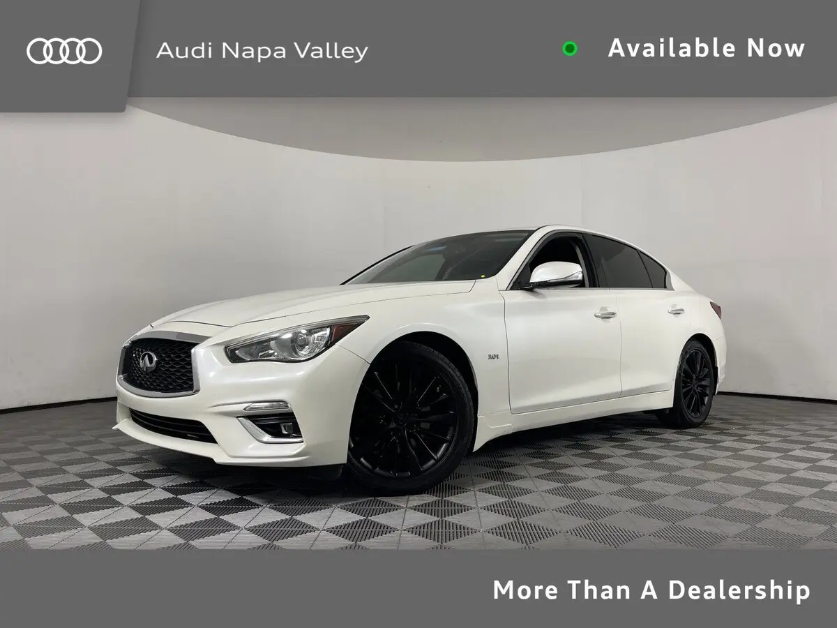 2018 INFINITI Q50 LUXE