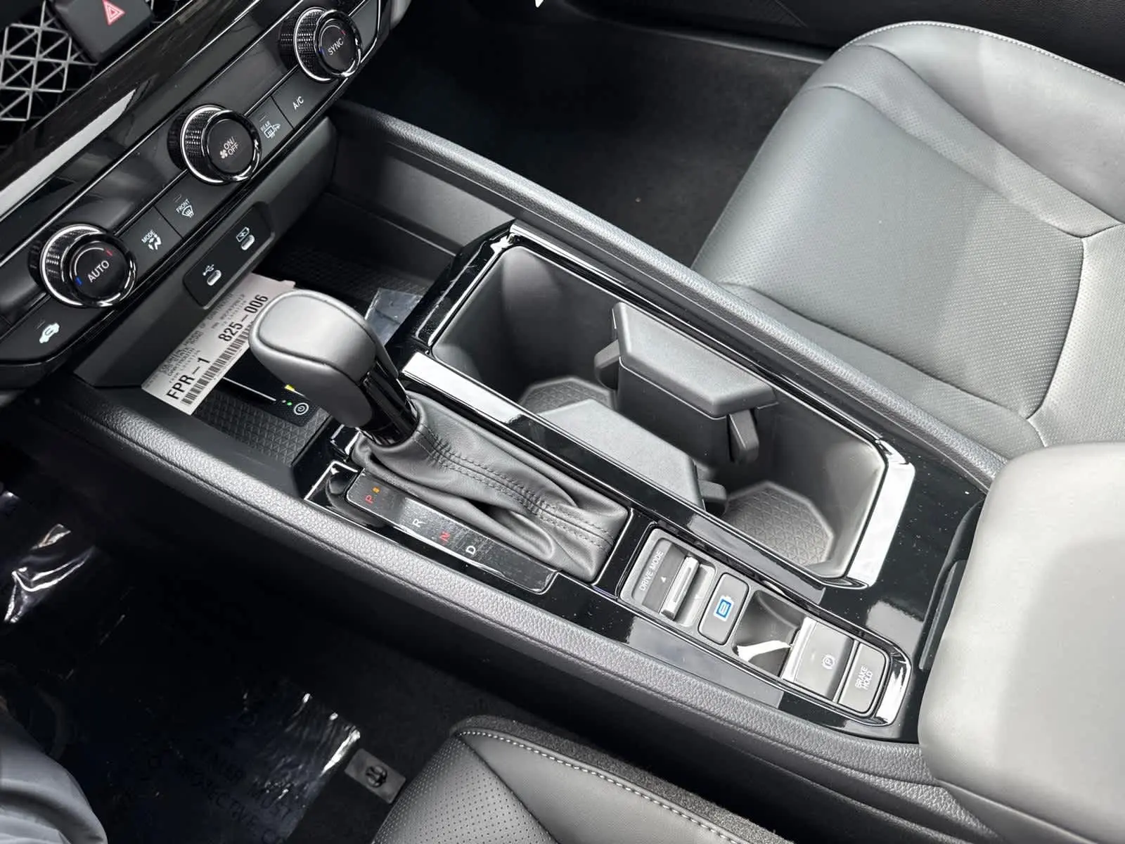 2025 Honda Accord Hybrid EX-L photo 25