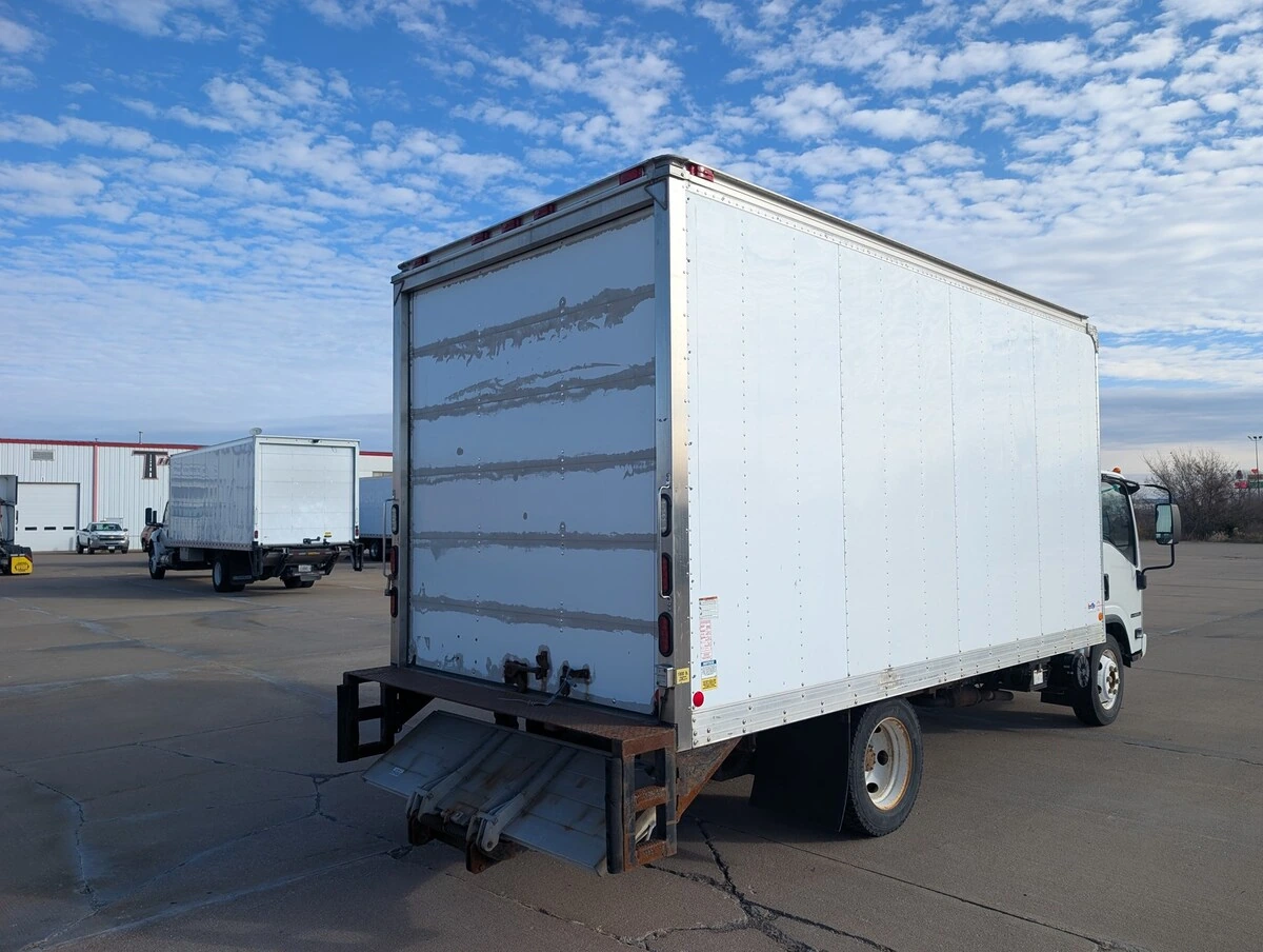 2016 Isuzu NPR in Davenport, IA — photo 3