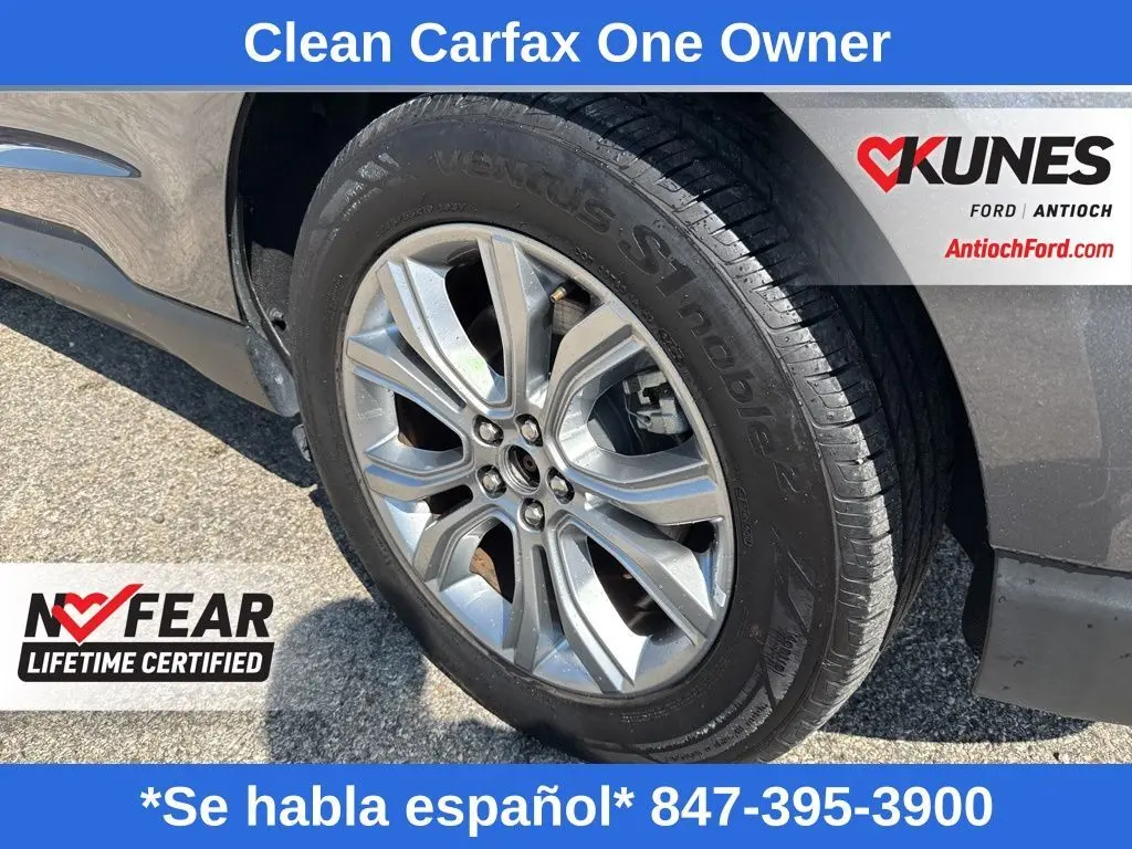 2024 Ford Edge Titanium photo 10