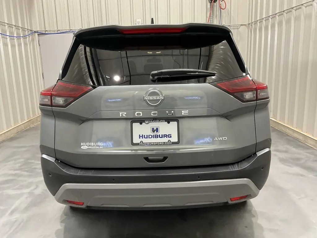 2023 Nissan Rogue S photo 21