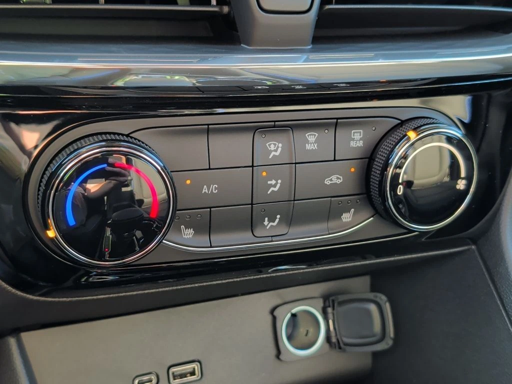 2026 Buick Encore GX Sport Touring - Photo 28