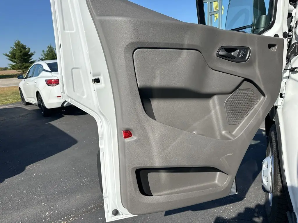 2025 Ford Transit photo 14