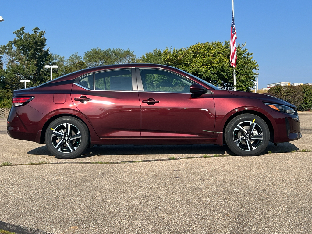 2025 Nissan Sentra SV photo 8