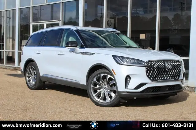 2025 Lincoln Aviator Reserve's photo