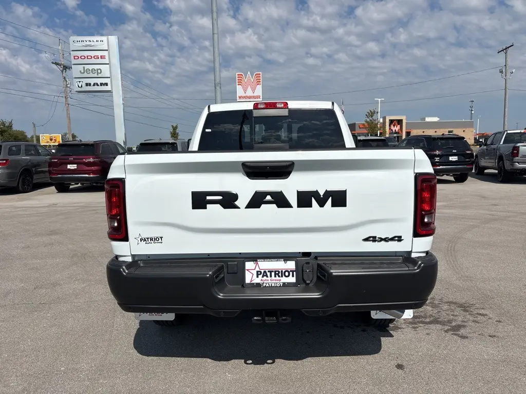 2026 Ram 2500 Tradesman photo 4