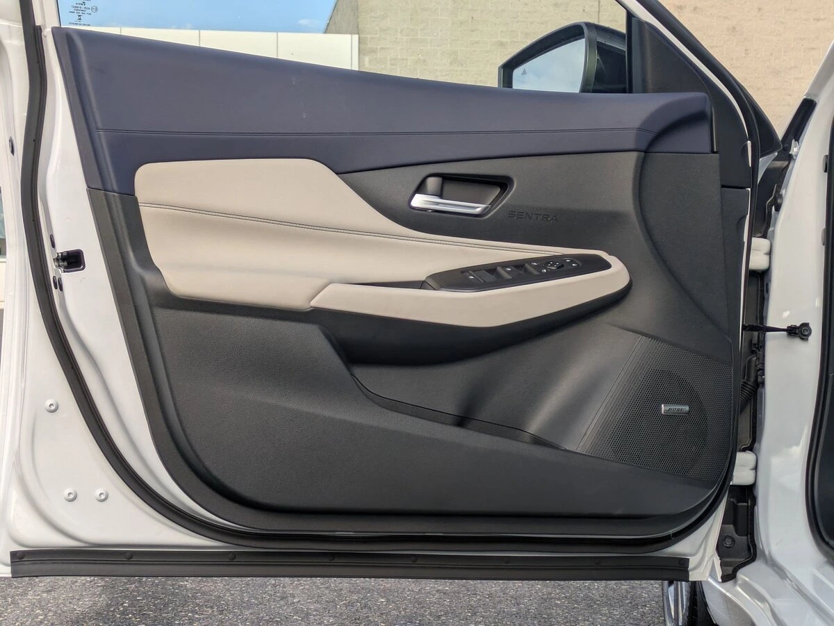 2026 Nissan Sentra SL - Photo 11
