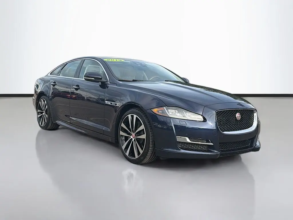 2019 Jaguar XJ R-Sport's photo
