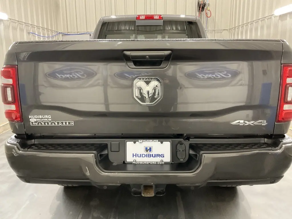 2024 Ram 2500 Laramie photo 17