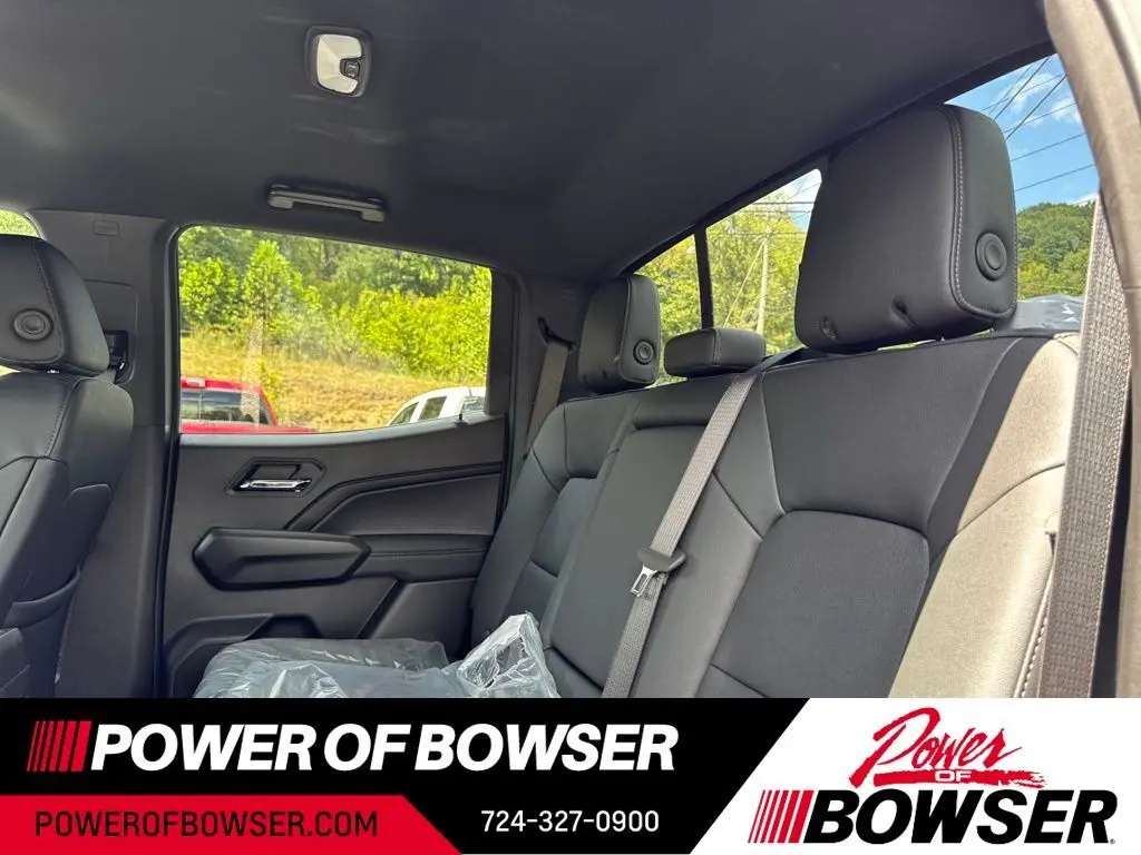 2026 Chevrolet Colorado LT photo 4