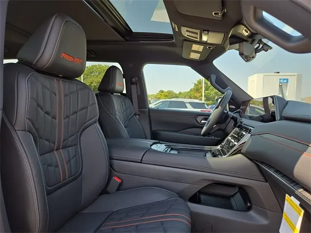 2026 Nissan Armada photo 15