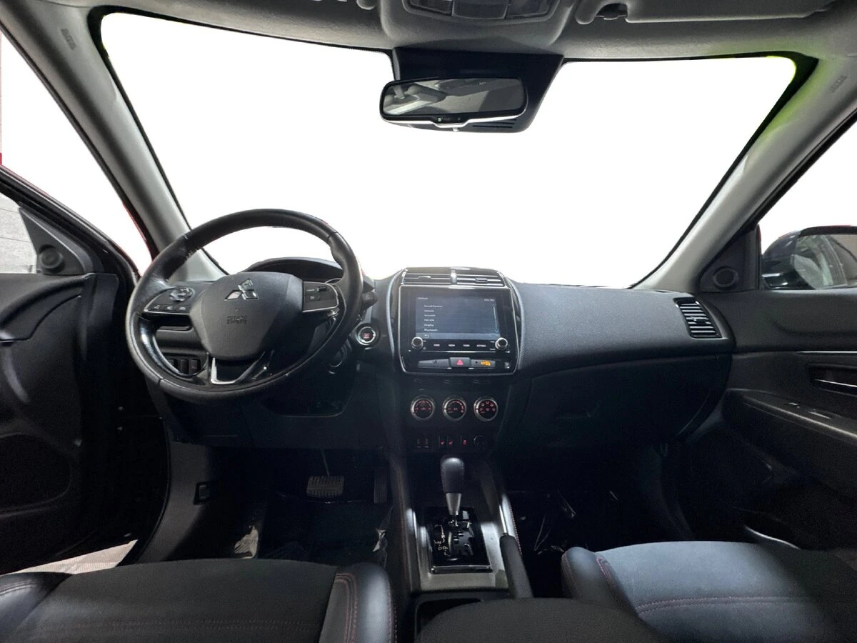 2024 Mitsubishi Outlander Sport SE - Photo 13