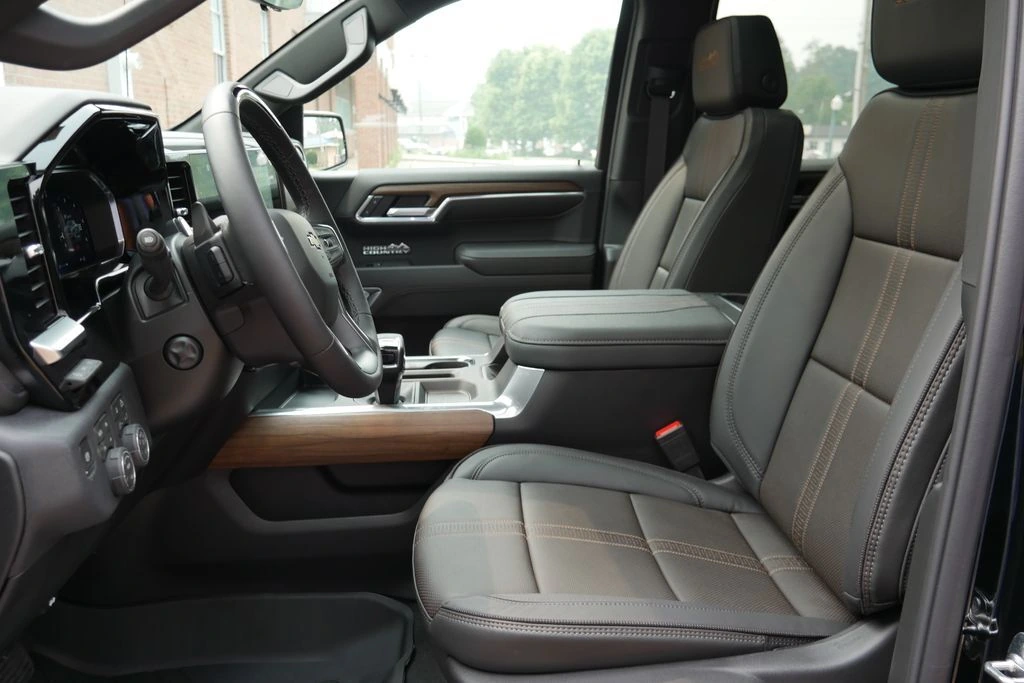 2026 Chevrolet Silverado 1500 High Country - Photo 41
