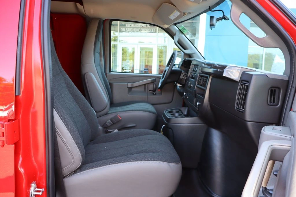 2026 Chevrolet Express Cargo Work Van - Photo 20