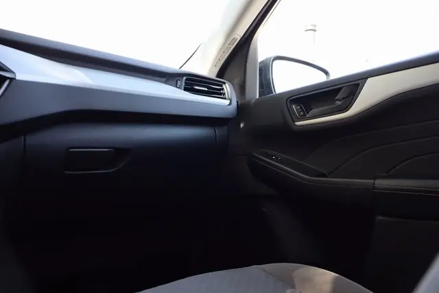 2022 Ford Escape SE photo 35