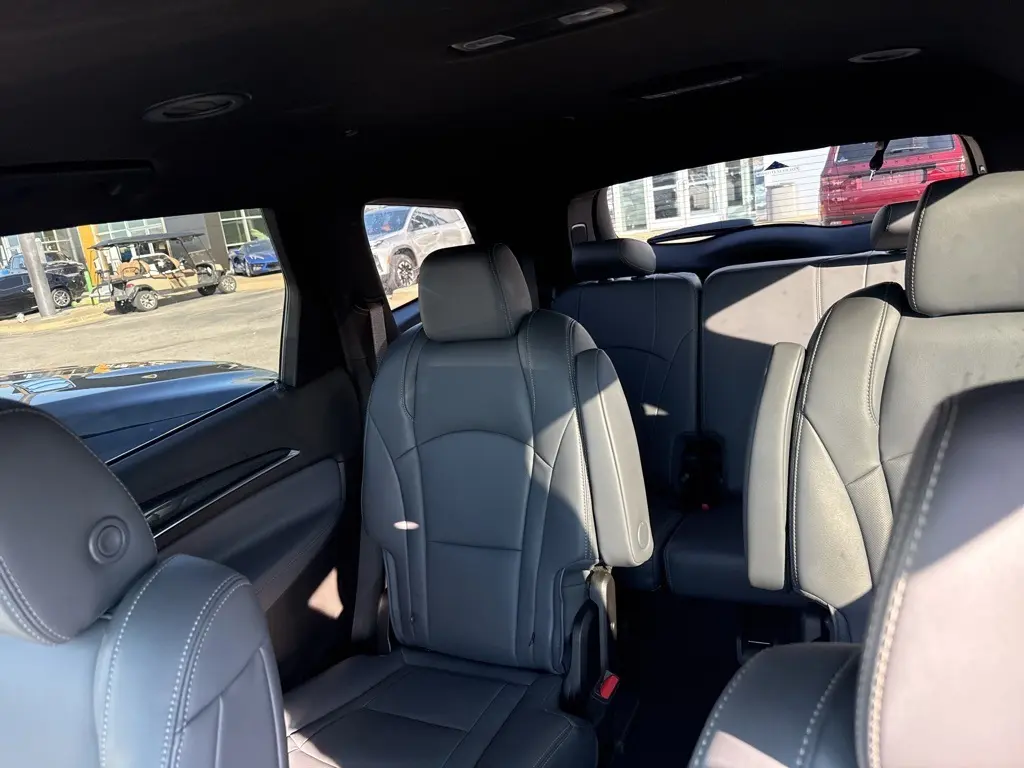2024 Buick Enclave Premium photo 7
