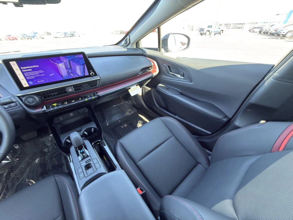 2026 Toyota Prius Plug-in Hybrid XSE Premium - Photo 17