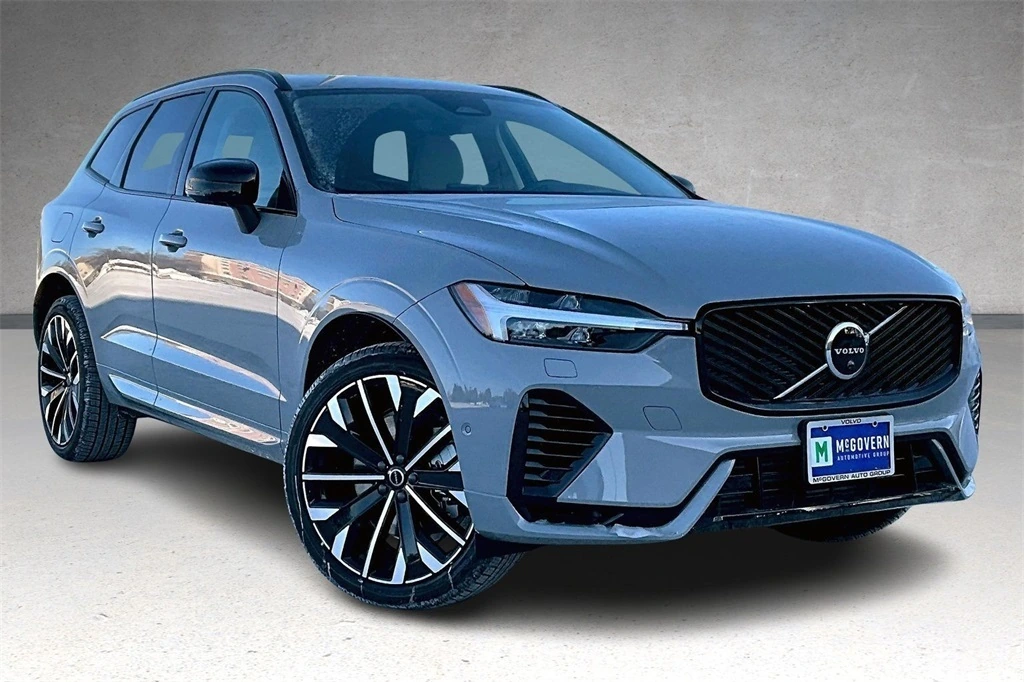 2026 Volvo - image 2