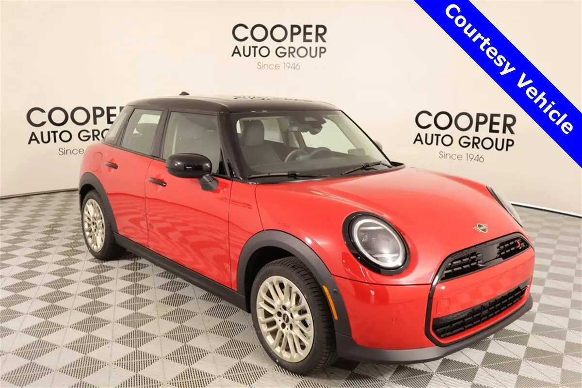 2025 MINI Hardtop 4 Door S's photo