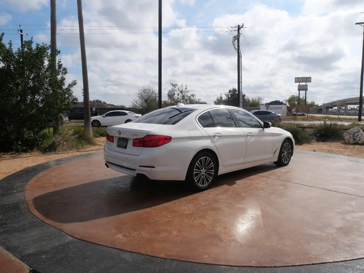 Used 2018 BMW 5 Series 540i with VIN WBAJE5C55JWA96040 for sale in San Juan, TX