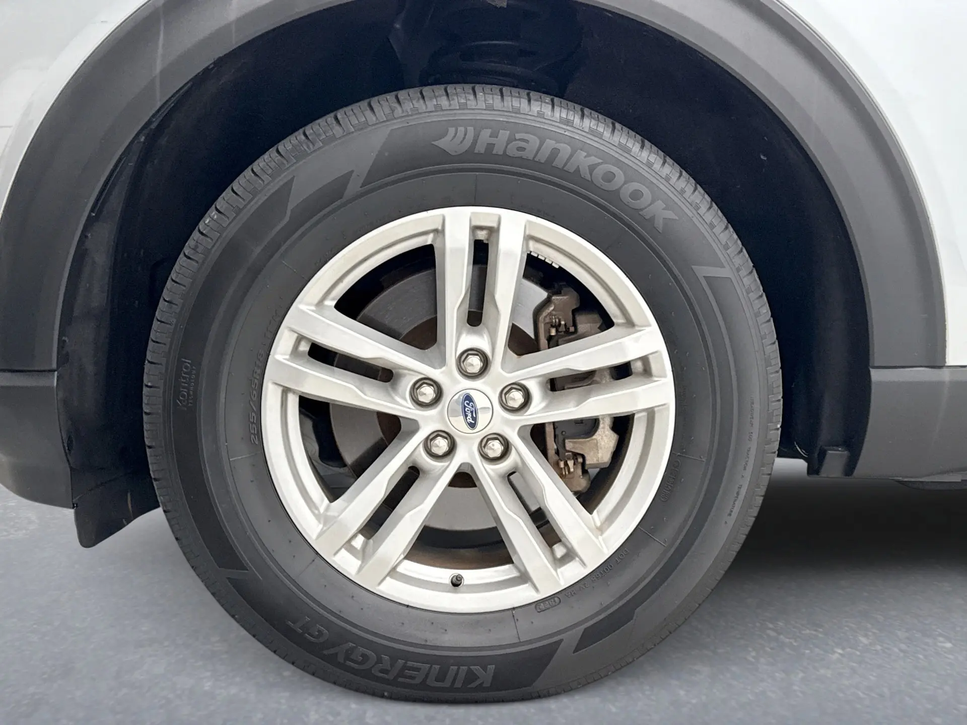 2022 Ford Explorer XLT photo 10
