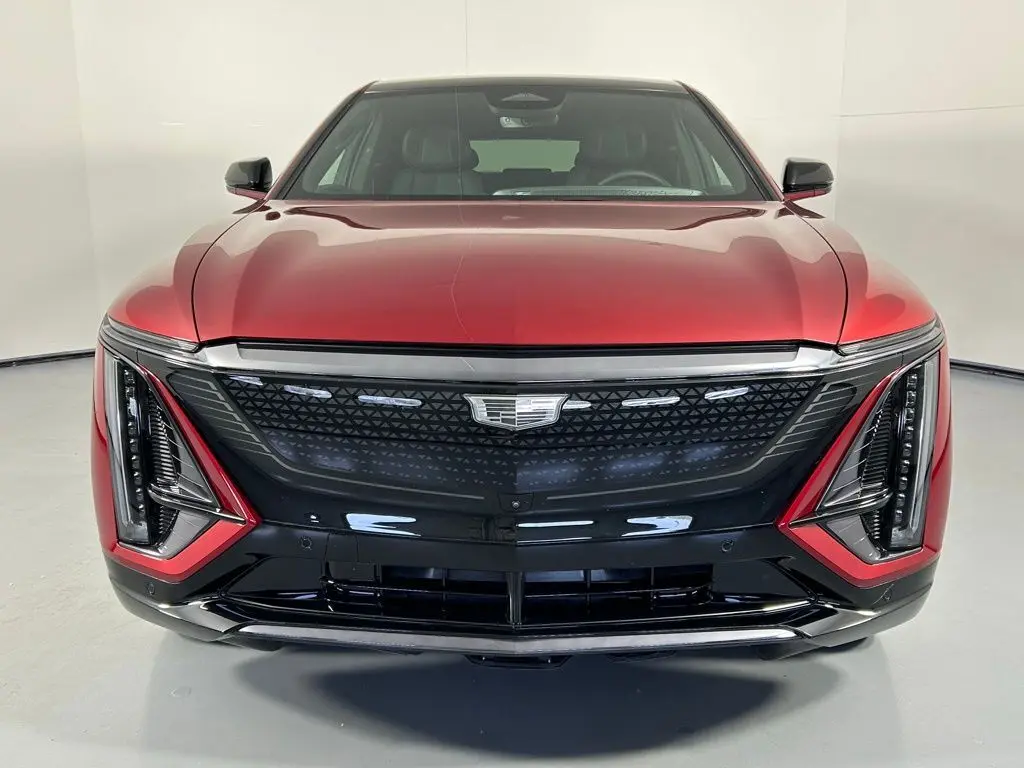 Used 2024 Cadillac LYRIQ Sport 2 with VIN 1GYKPVRKXRZ128870 for sale in Ewing, NJ