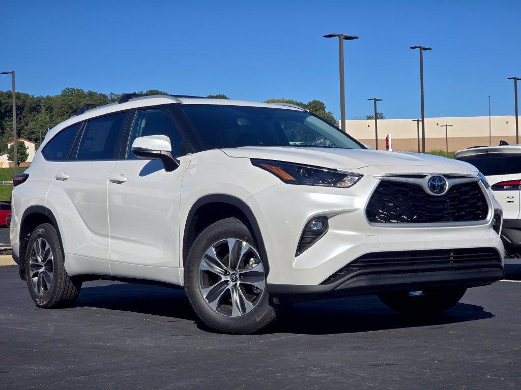 2026 Toyota Highlander XLE