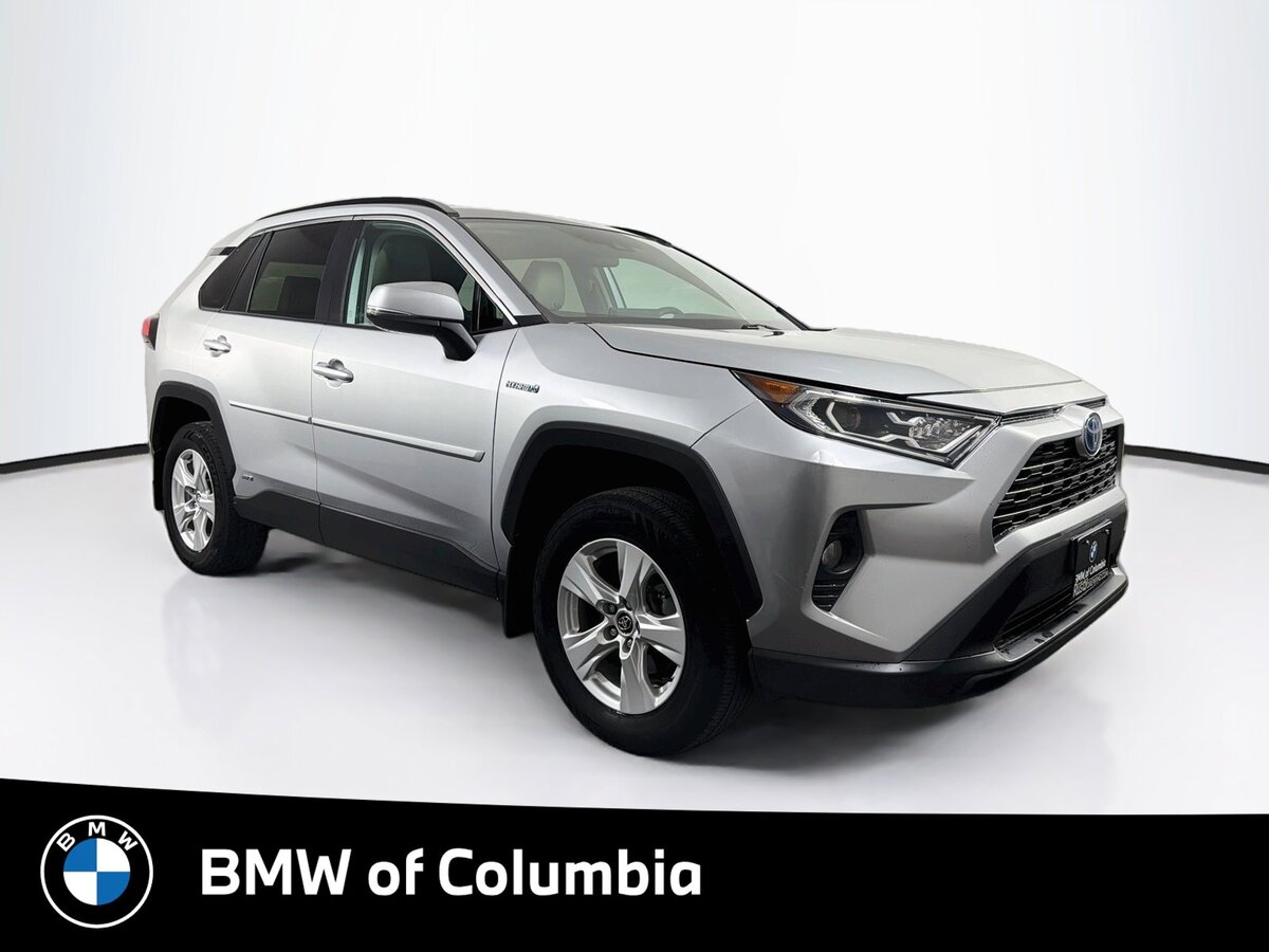 2020 Toyota RAV4 Hybrid XLE