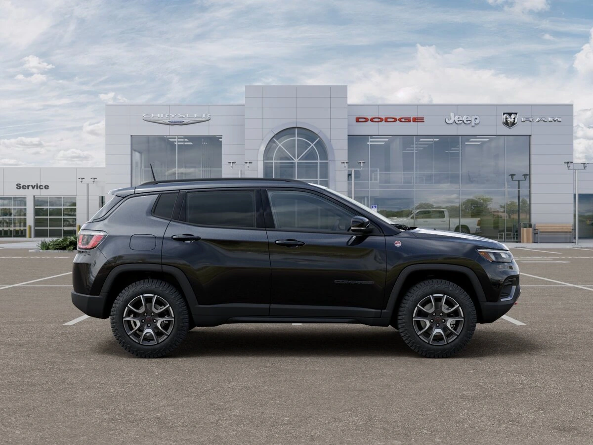 2026 Jeep Compass Trailhawk - Photo 21