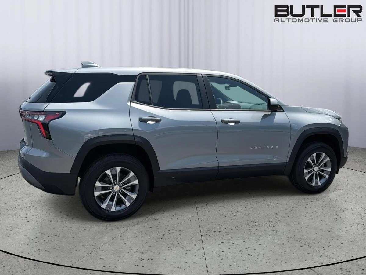 2026 Chevrolet Equinox LT - Photo 7