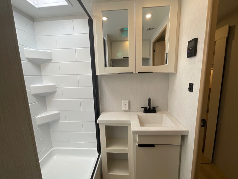 Thrive/24RKS/2026 image-19