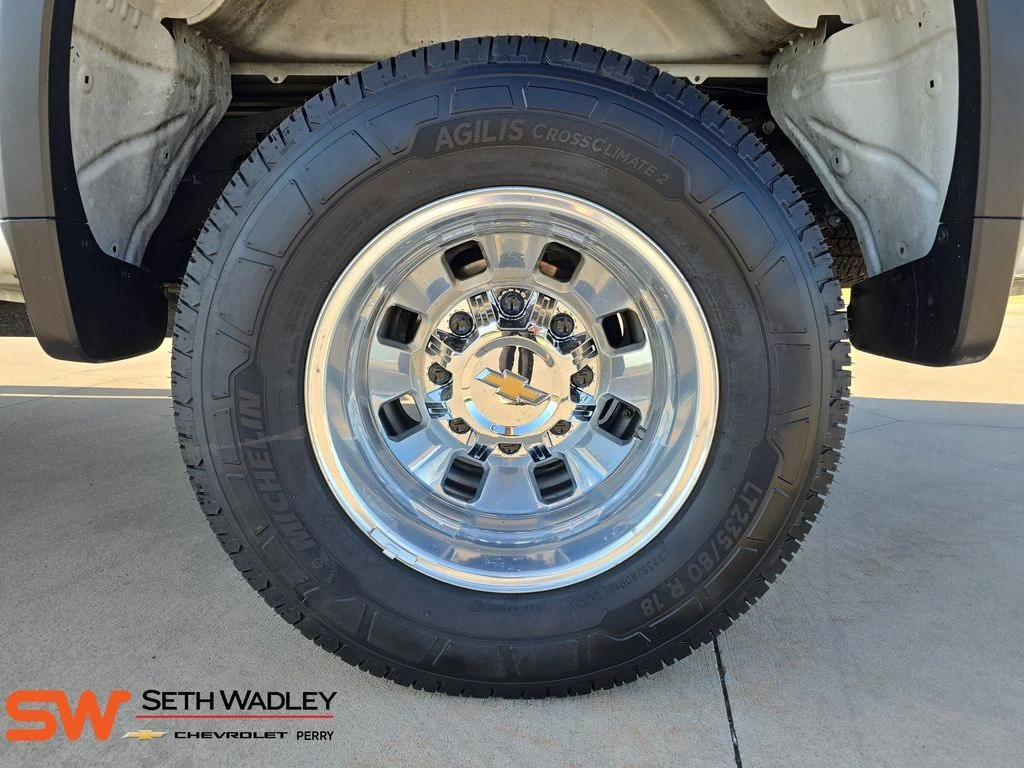 2025 Chevrolet Silverado 3500HD LT - Photo 31