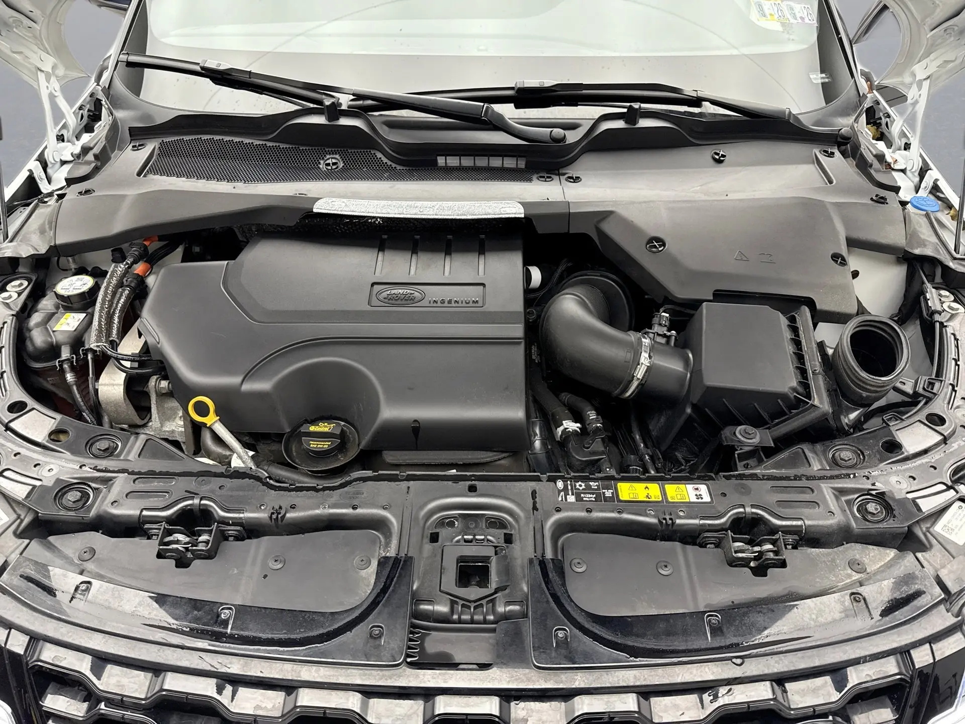 2023 Land Rover Range Rover Evoque R-Dynamic S photo 25