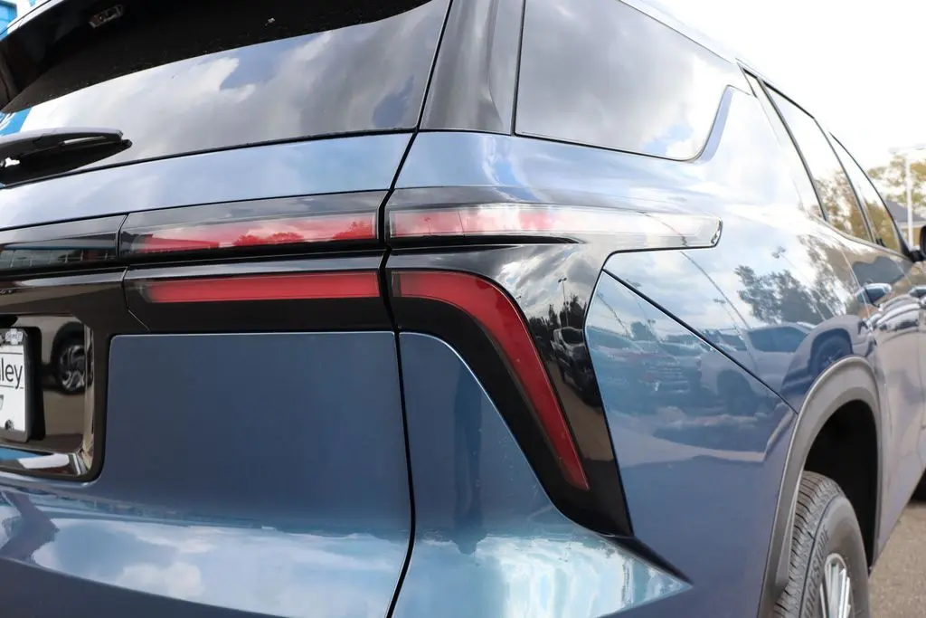 2026 Chevrolet Traverse 2LT photo 28