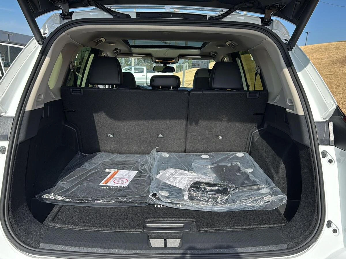 2026 Nissan Rogue Platinum - Photo 30
