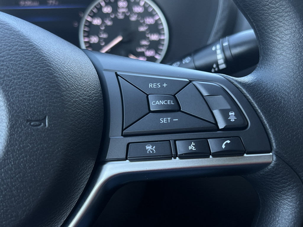 2025 Nissan Sentra SV photo 17