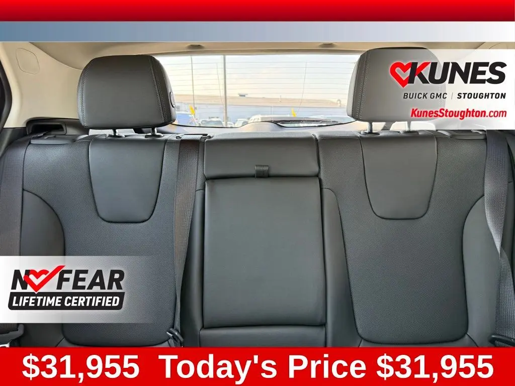 2026 Buick Encore GX Sport Touring photo 21