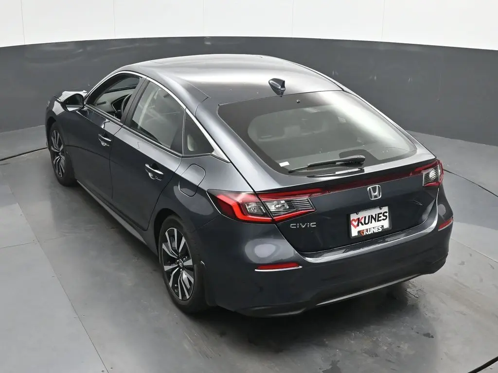 2024 Honda Civic EX-L Hatchback photo 35