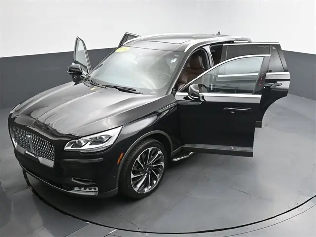 2020 Lincoln Aviator Reserve photo 35