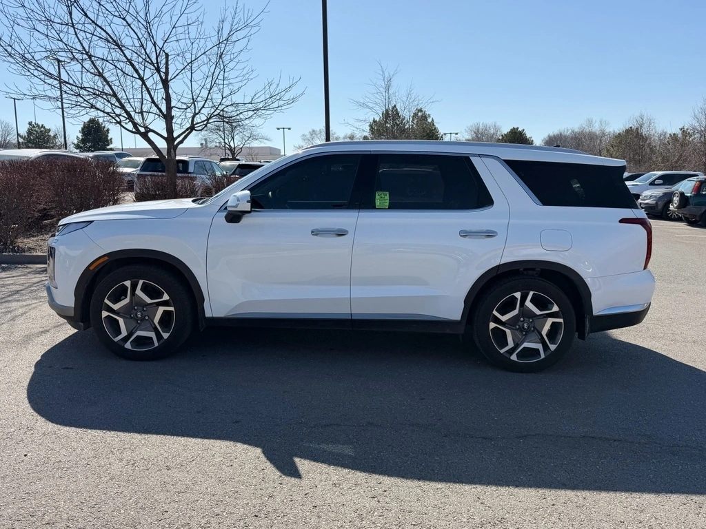 Used 2023 Hyundai Palisade Limited with VIN KM8R5DGE9PU618899 for sale in Kansas City