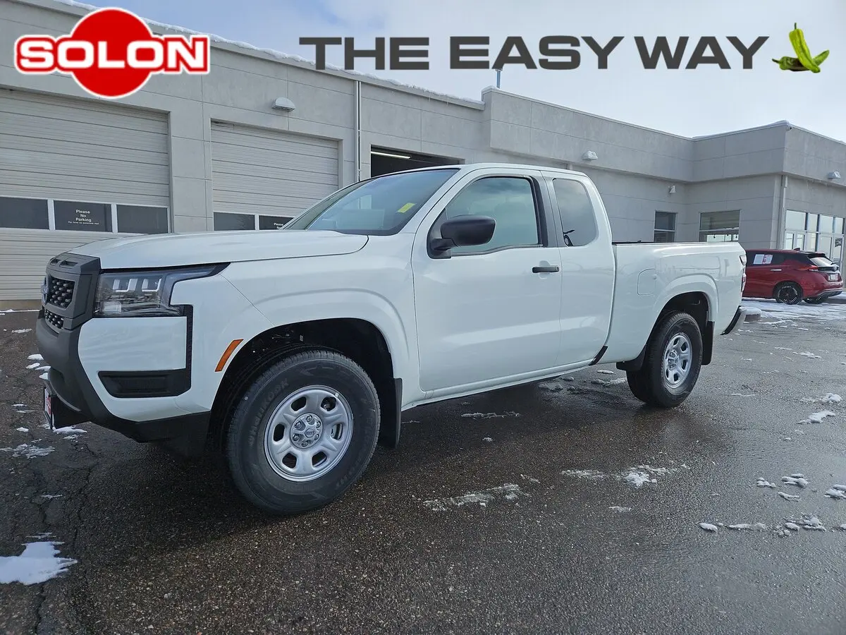 2026 Nissan Frontier S's photo