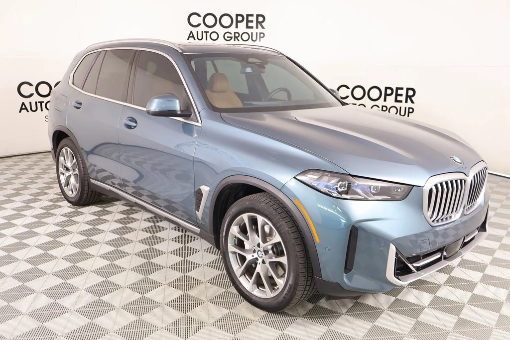 2025 BMW X5 40i's photo