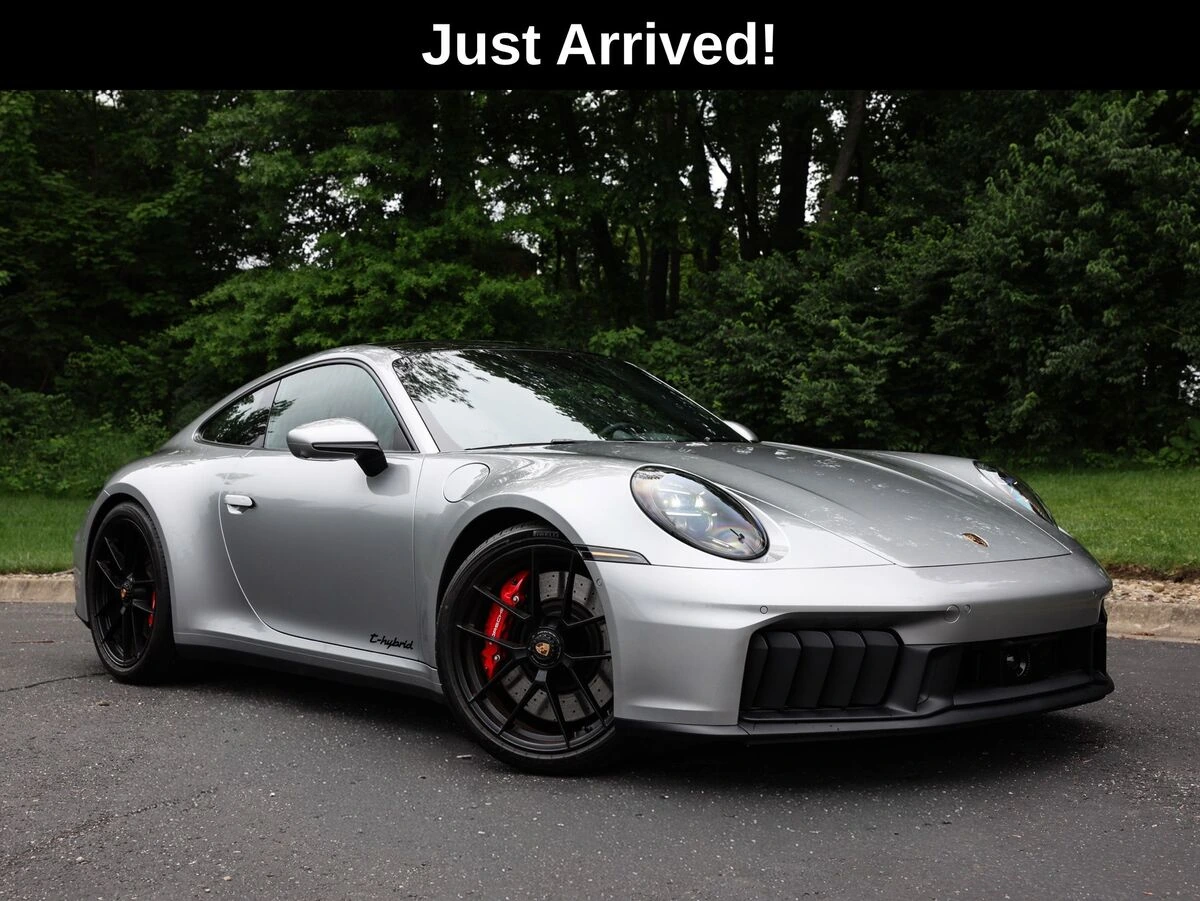 2026 Porsche 911 Carrera GTS Coupe's photo