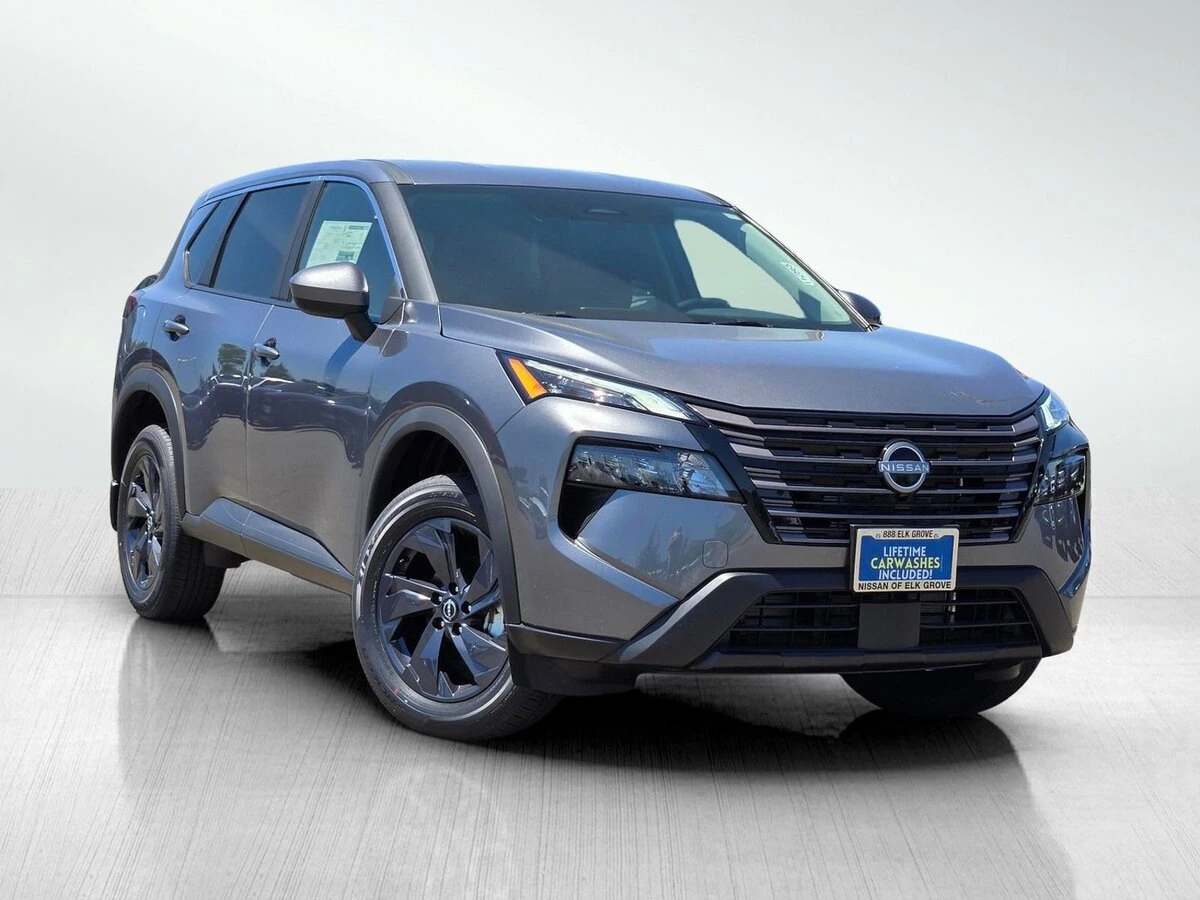 2026 Nissan Rogue SV FWD's photo