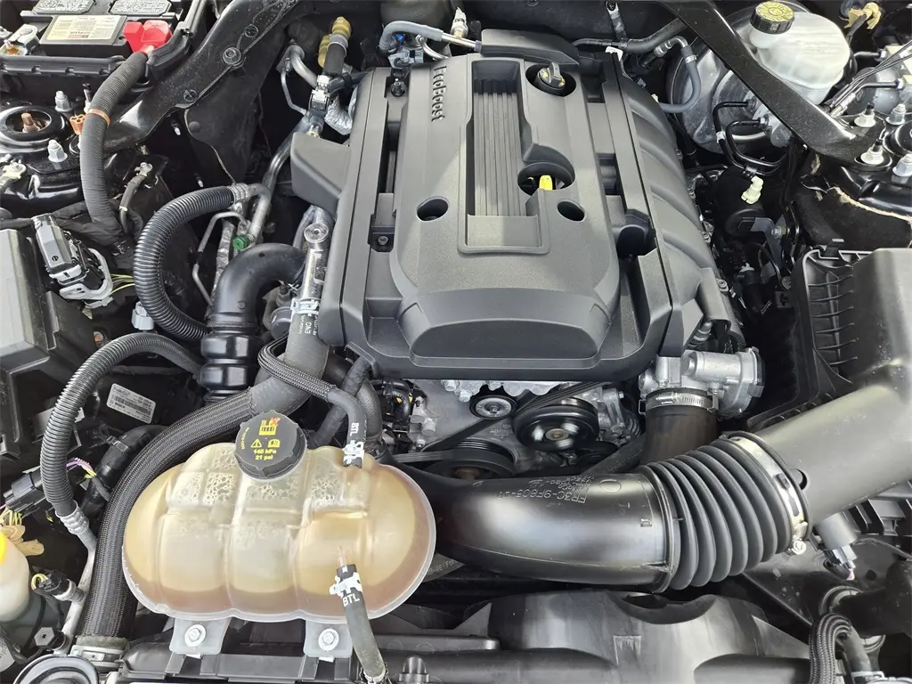 2019 Ford Mustang EcoBoost Premium photo 27