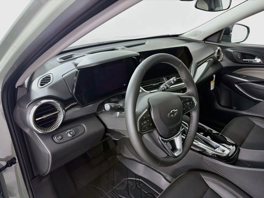 2026 Chevrolet Trax Activ - Photo 9
