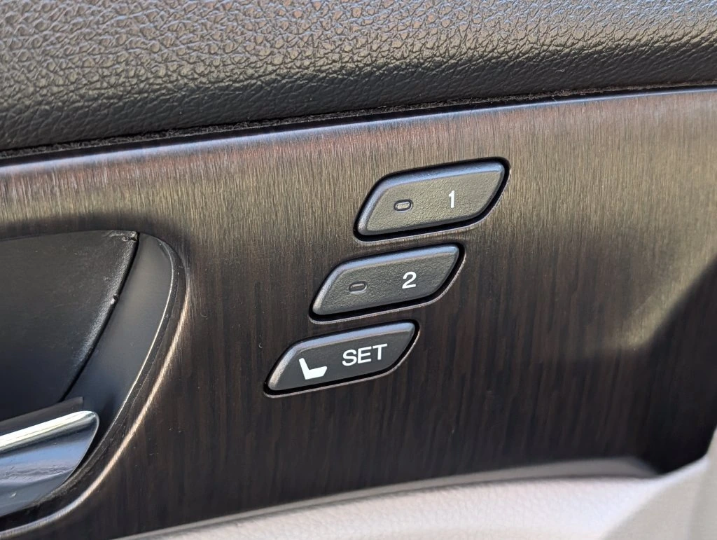 2013 Honda Accord EX-L - Photo 17