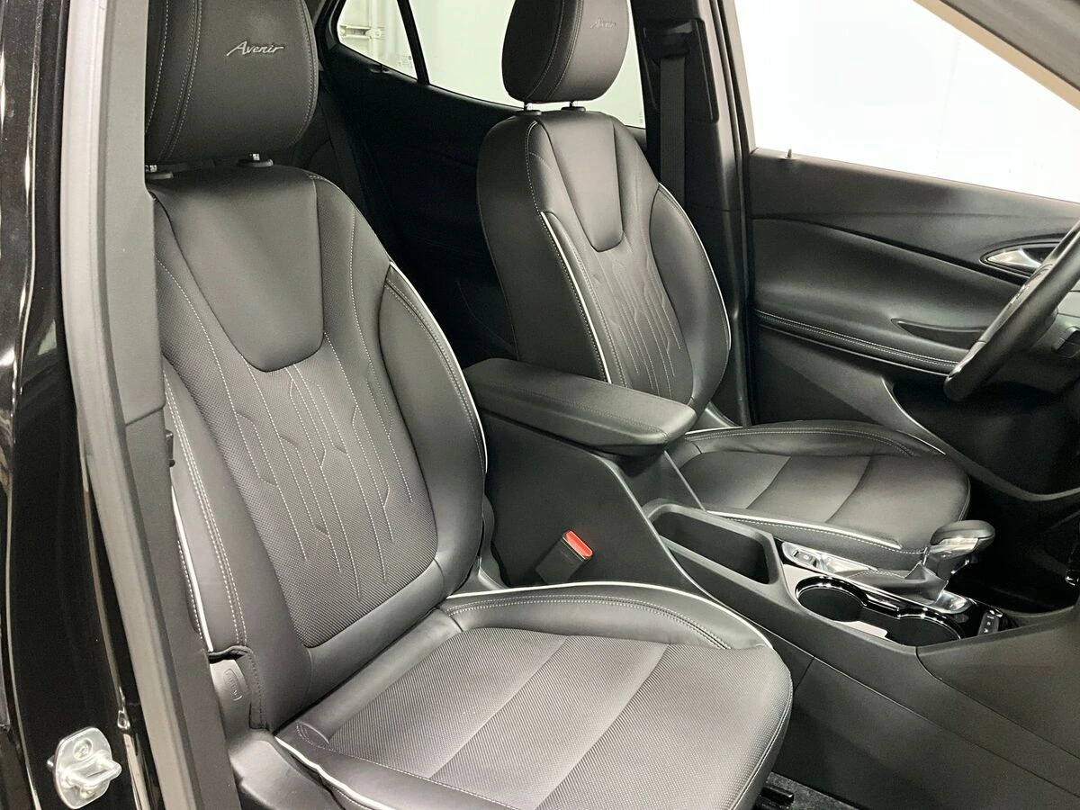 2025 Buick Encore GX Avenir - Photo 9